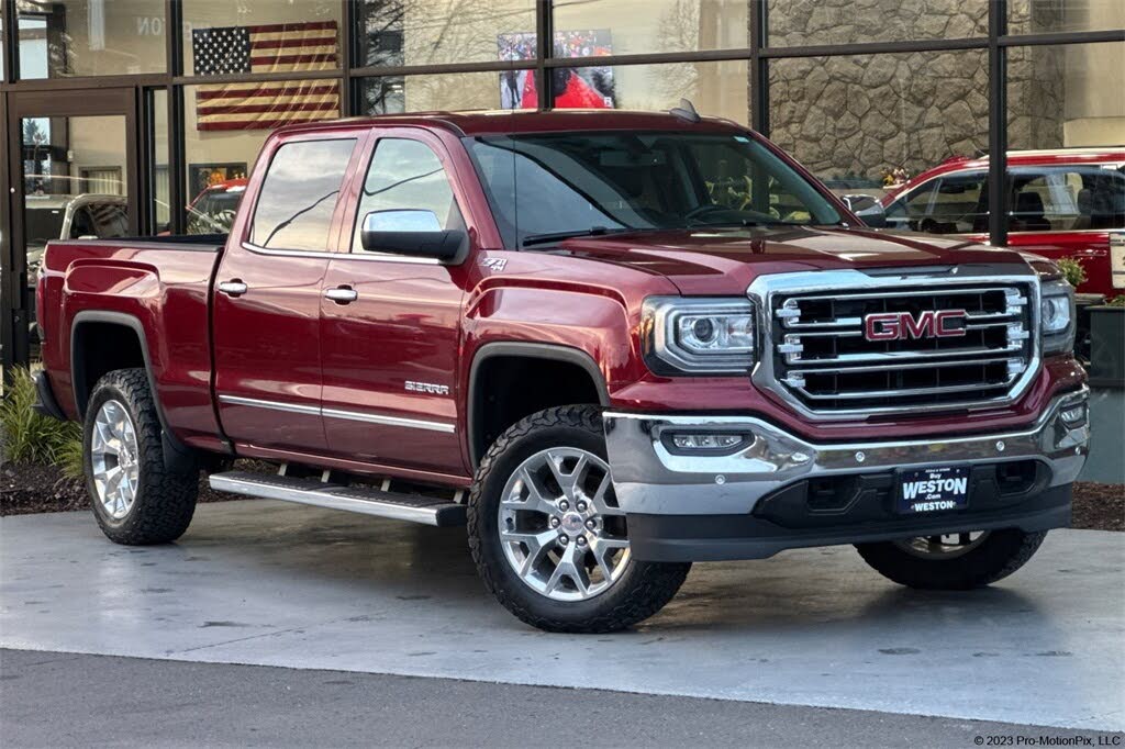 2017 GMC Sierra 1500 SLT Crew Cab 4WD