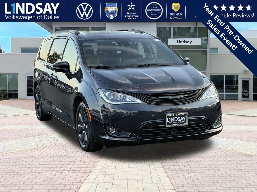 2019 Chrysler Pacifica Hybrid Limited FWD
