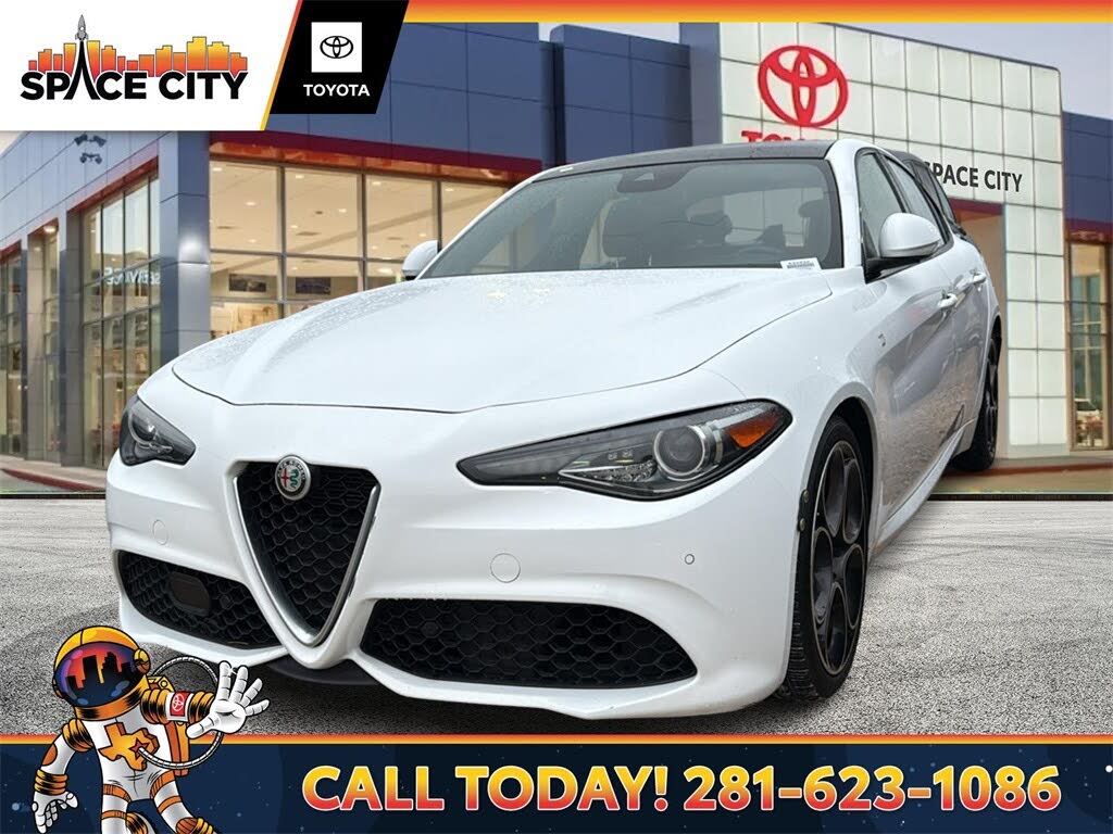 2022 Alfa Romeo Giulia Ti RWD