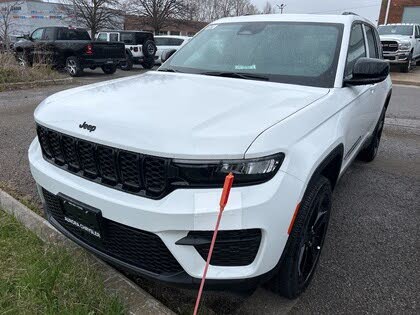 2024 Jeep Grand Cherokee Altitude 4WD