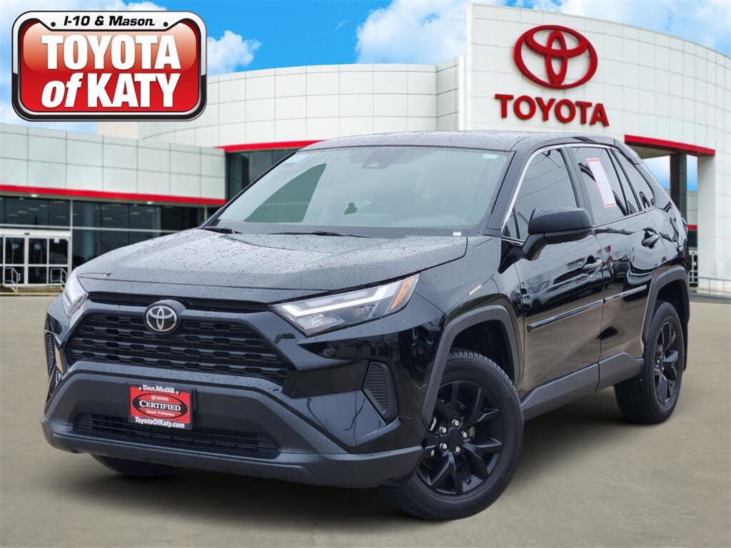 2025 Toyota RAV4 LE FWD