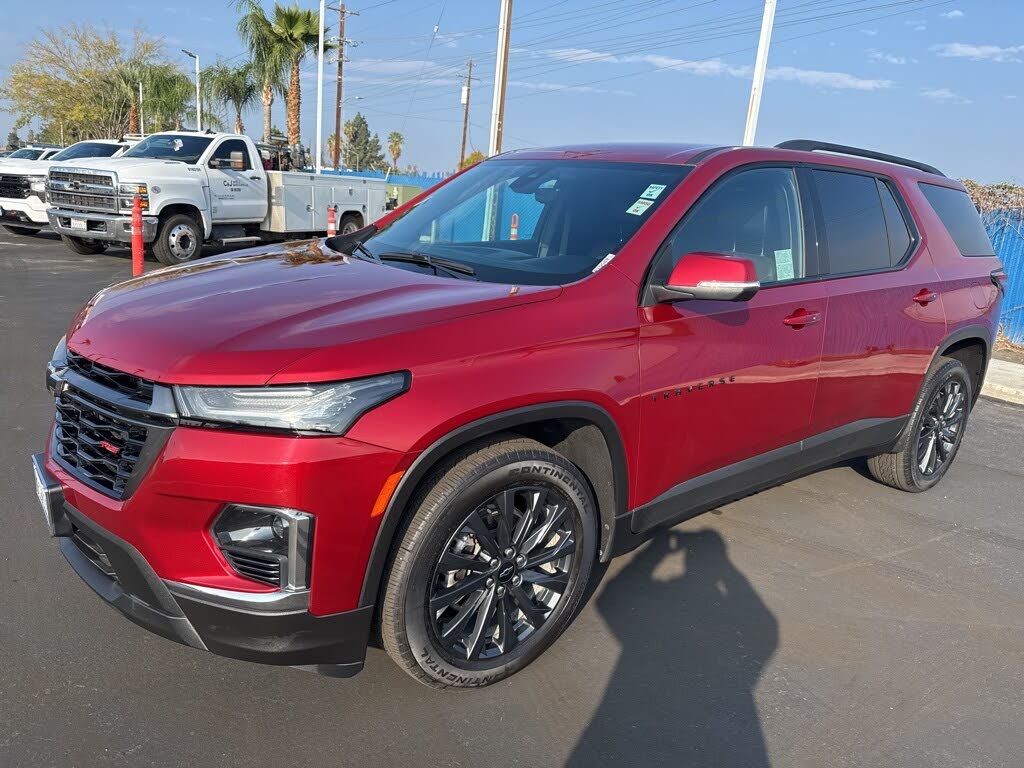 2023 Chevrolet Traverse RS FWD