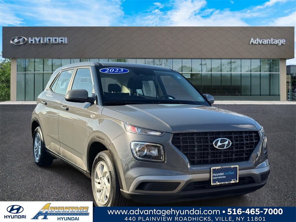 2023 Hyundai Venue SE FWD