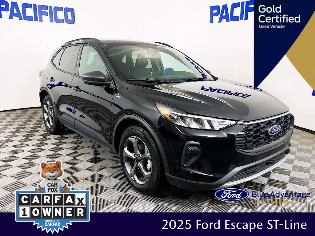 2025 Ford Escape ST-Line FWD