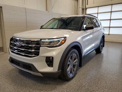 2025 Ford Explorer Active AWD