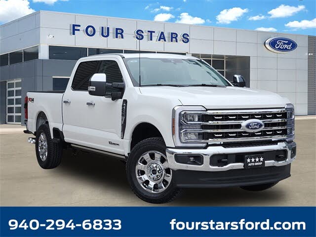 2025 Ford F-250 Super Duty Lariat Crew Cab 4WD