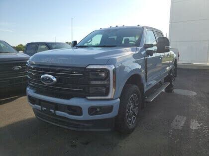 2025 Ford F-350 Super Duty Platinum Crew Cab 4WD