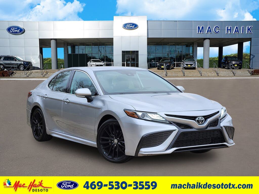 2022 Toyota Camry XSE AWD