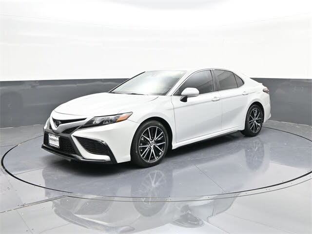 2023 Toyota Camry SE Nightshade FWD