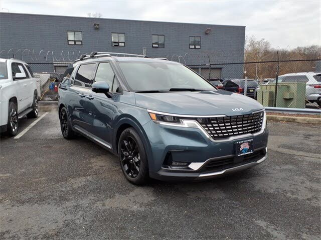 2024 Kia Carnival SX FWD