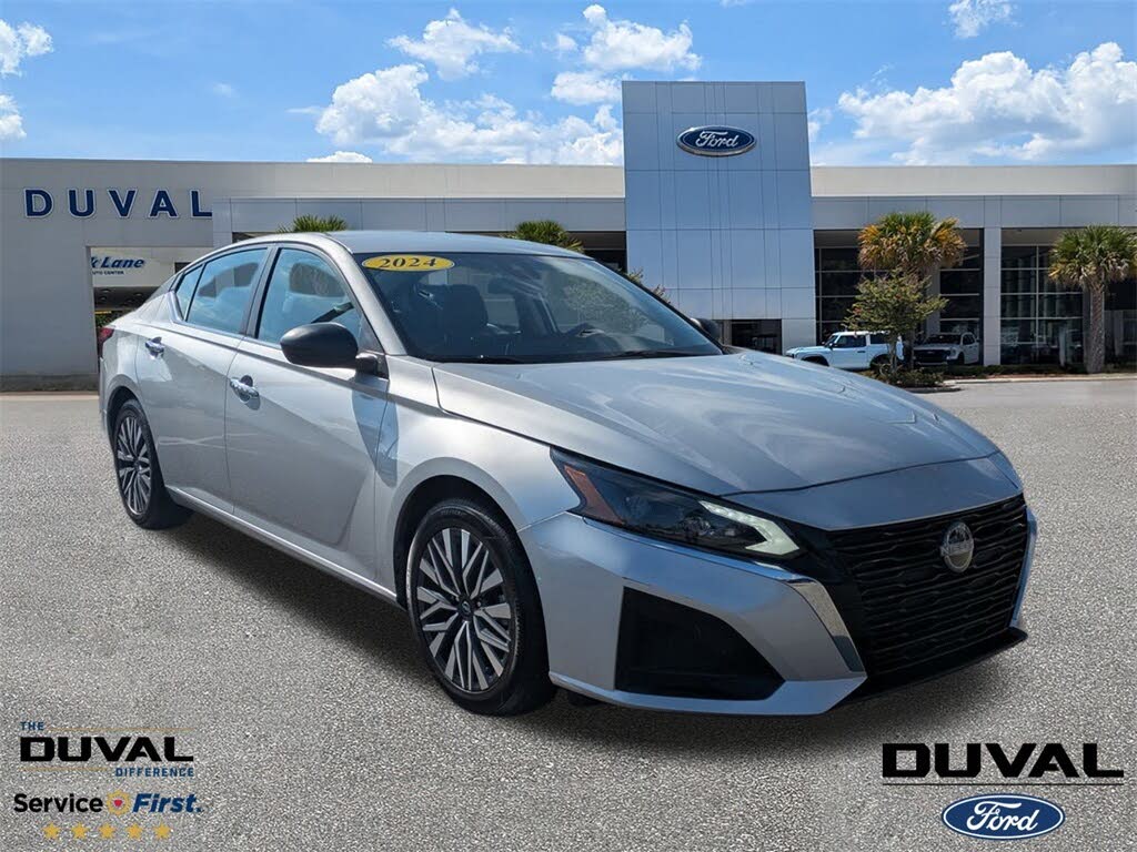 2024 Nissan Altima 2.5 SV FWD