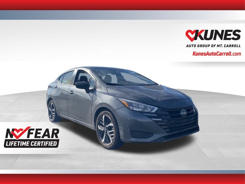 2024 Nissan Versa SR FWD