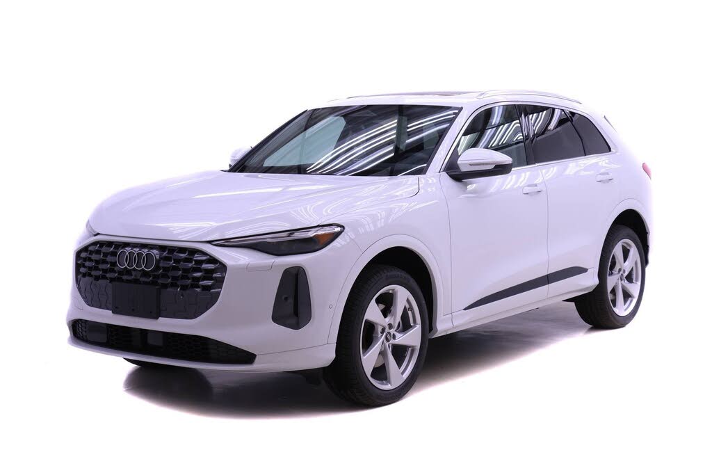 2025 Audi Q5 quattro Premium Plus 40 TFSI