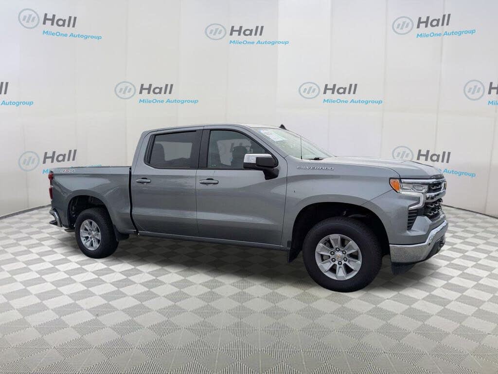 2025 Chevrolet Silverado 1500 LT Crew Cab 4WD