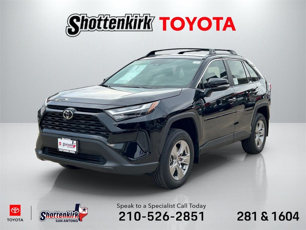 2025 Toyota RAV4 XLE AWD