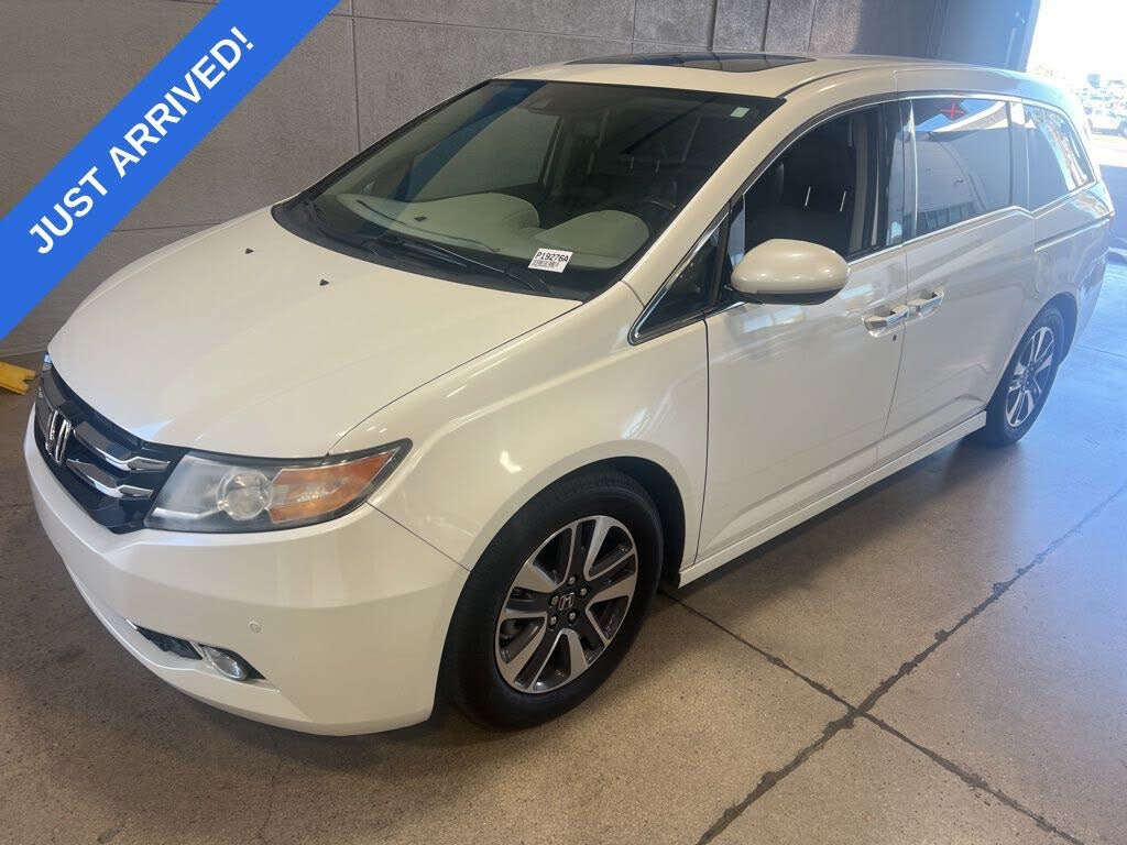 2016 Honda Odyssey Touring Elite FWD
