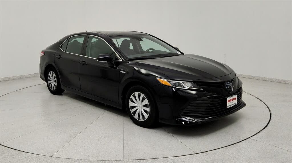 2019 Toyota Camry Hybrid LE FWD