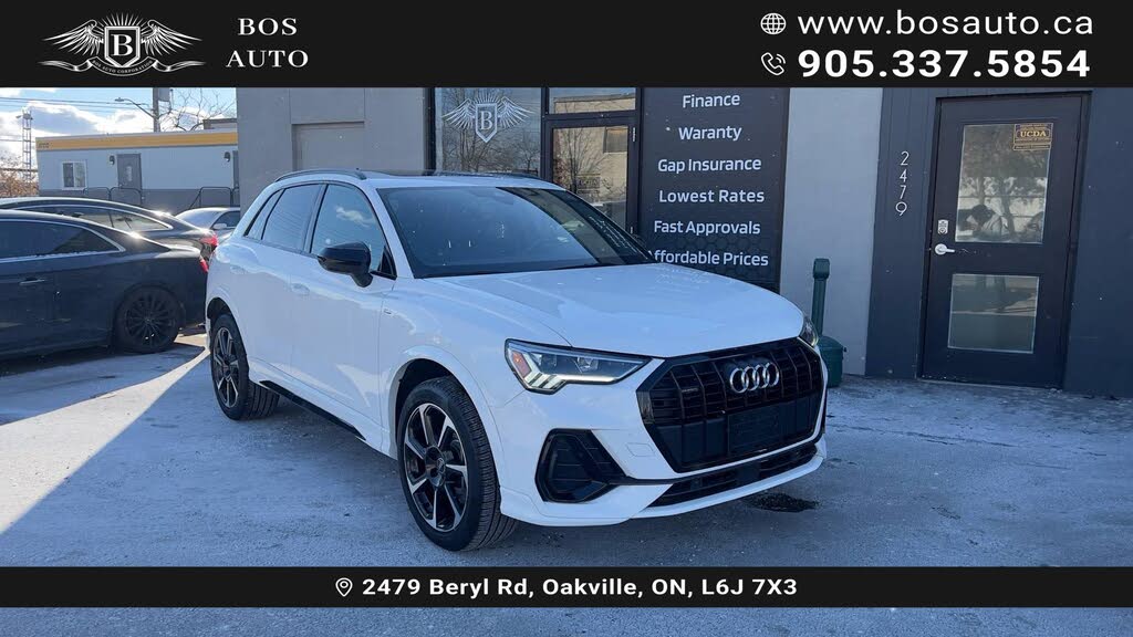 2022 Audi Q3 quattro Technik 45 TFSI