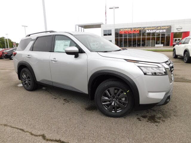 2022 Nissan Pathfinder SV FWD