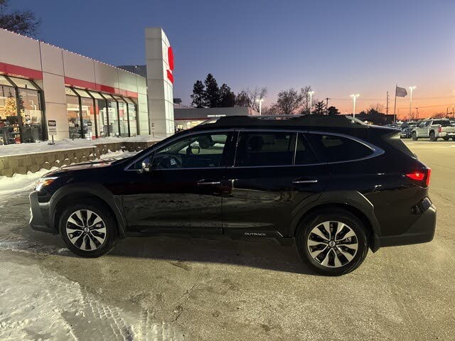 2025 Subaru Outback Touring AWD