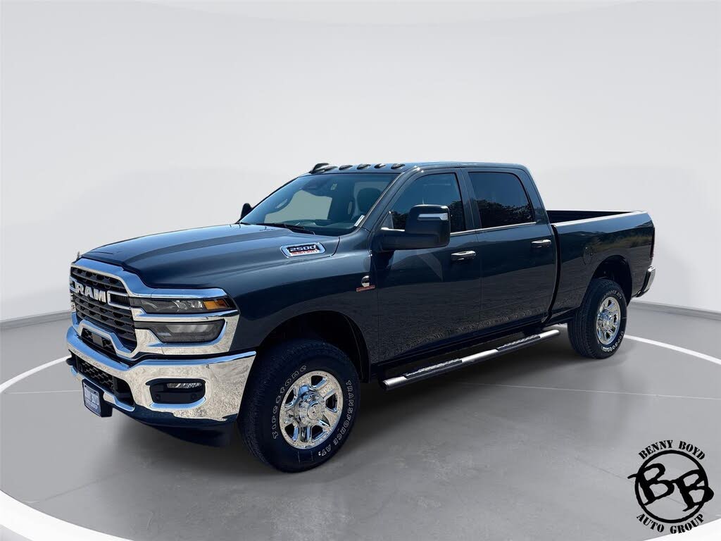 2026 RAM 2500 Tradesman Crew Cab 4WD