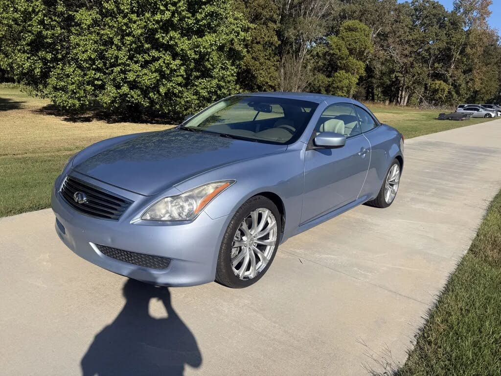 2009 INFINITI G37 Convertible RWD