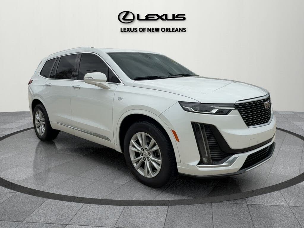 2021 Cadillac XT6 Luxury FWD