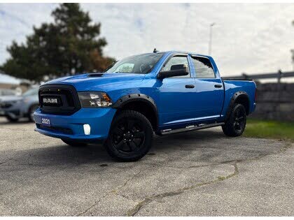 RAM 1500 Classic Express Crew Cab 4WD 2021