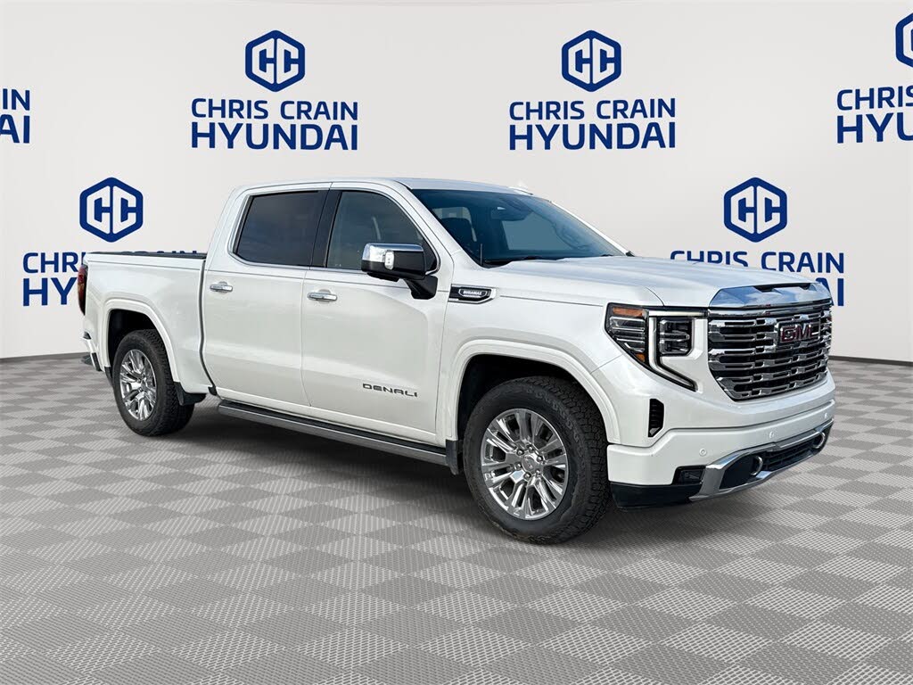 2022 GMC Sierra 1500 Denali Crew Cab 4WD