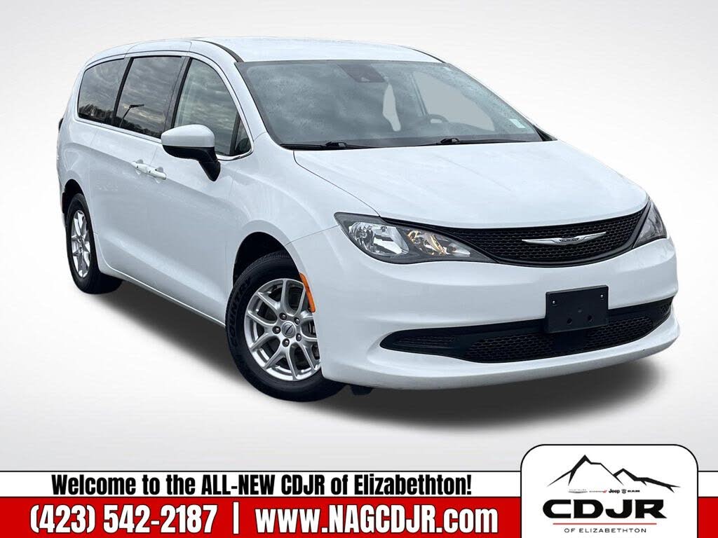 2023 Chrysler Voyager LX FWD