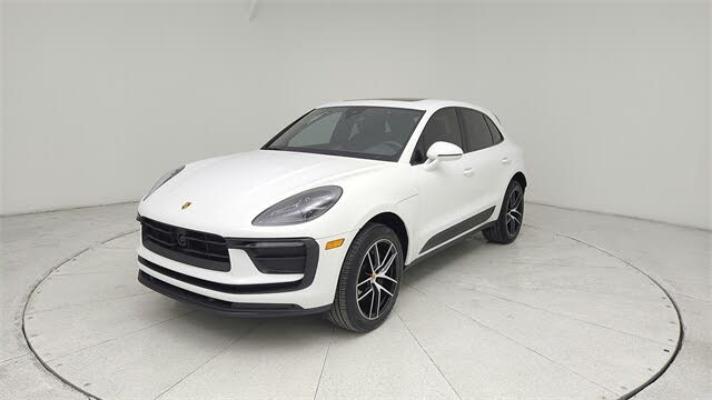 2023 Porsche Macan AWD