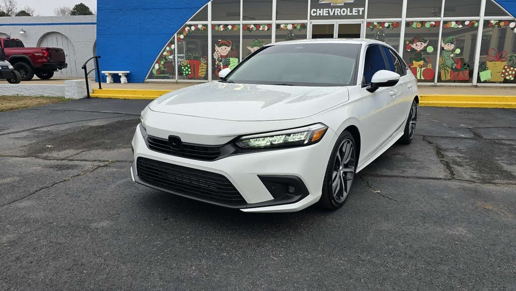 2024 Honda Civic Touring FWD