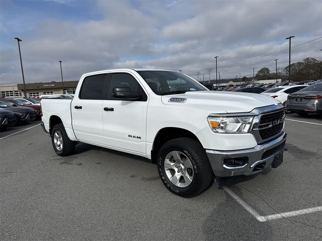 2024 RAM 1500 Big Horn Crew Cab 4WD