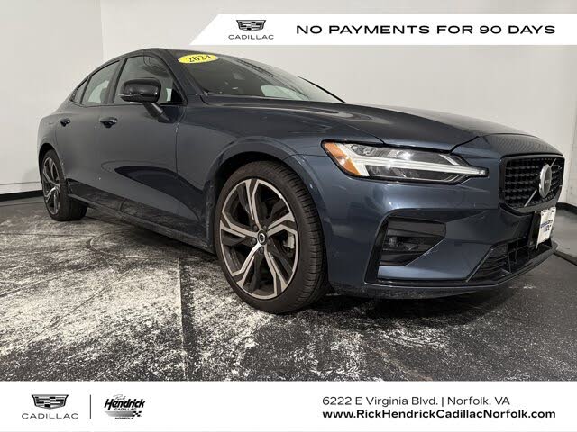 2024 Volvo S60 B5 Core Dark Theme FWD
