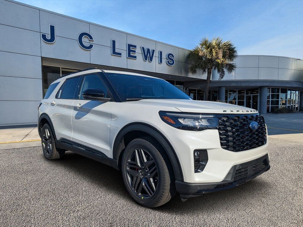 2026 Ford Explorer ST RWD