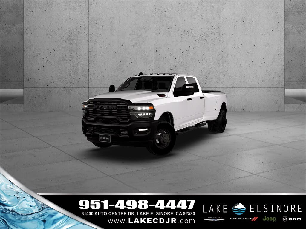 2026 RAM 3500 Tradesman Crew Cab LB DRW 4WD