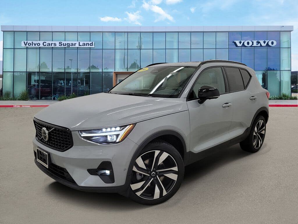 2026 Volvo XC40 B5 Ultra AWD