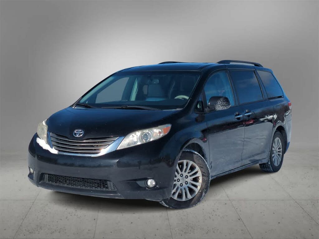 2013 Toyota Sienna XLE 7-Passenger