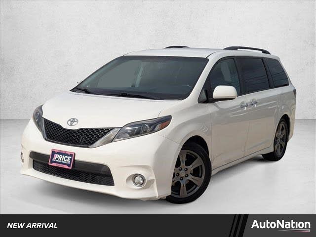 2017 Toyota Sienna SE 8-Passenger FWD