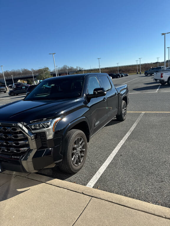 2023 Toyota Tundra Platinum CrewMax Cab 4WD