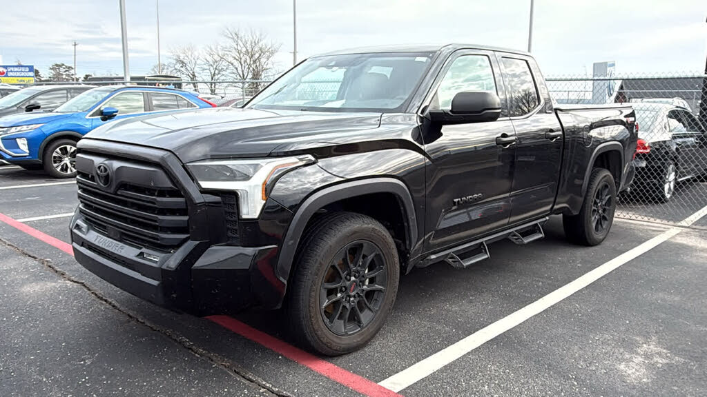 2023 Toyota Tundra SR5 Double Cab 4WD
