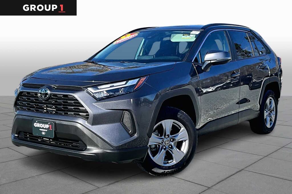 2025 Toyota RAV4 XLE AWD
