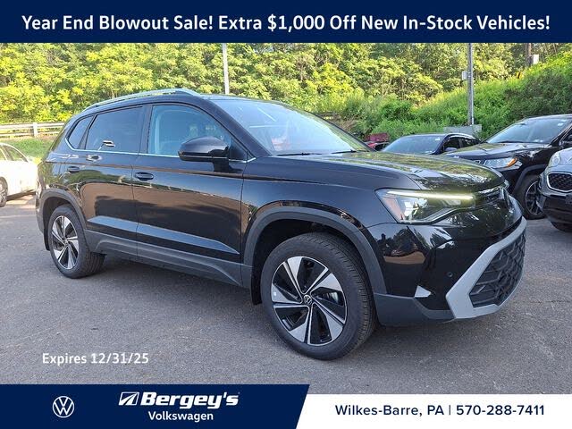 2025 Volkswagen Taos SE 4Motion