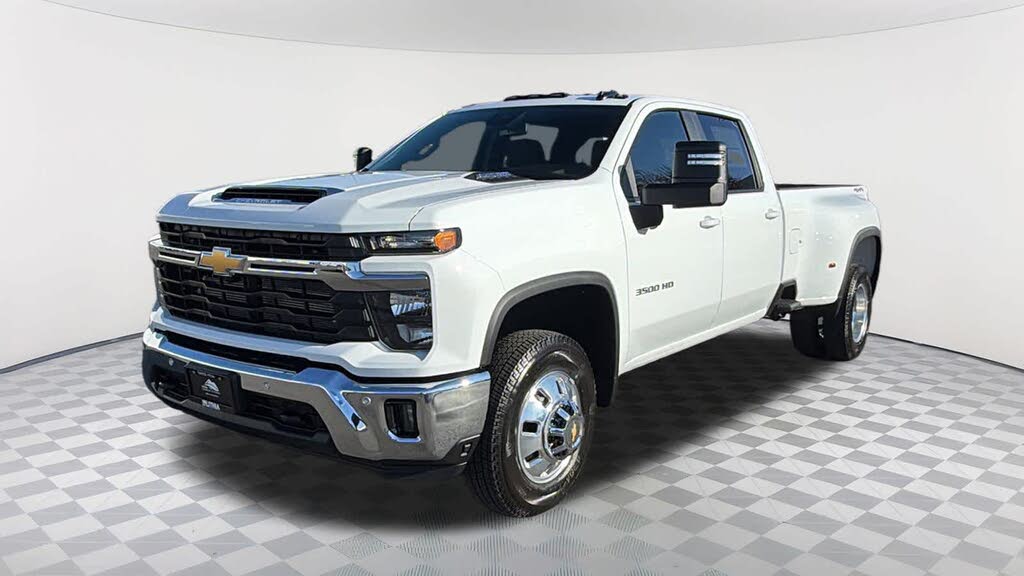 2026 Chevrolet Silverado 3500HD LT Crew Cab 4WD