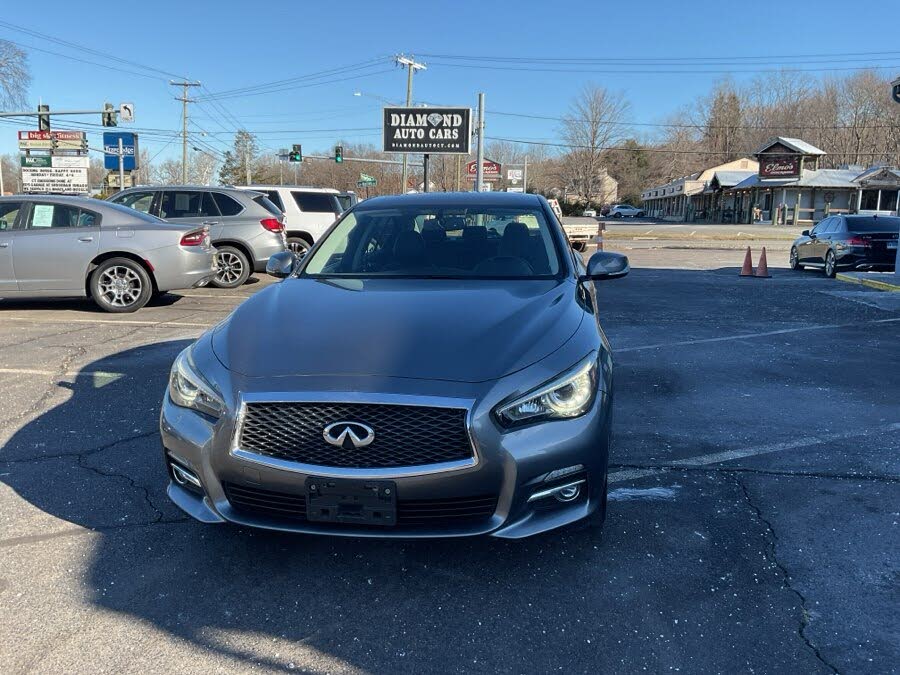 2015 INFINITI Q50 3.7 Sport AWD