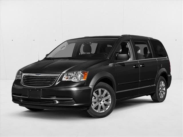 2016 Chrysler Town & Country Touring FWD