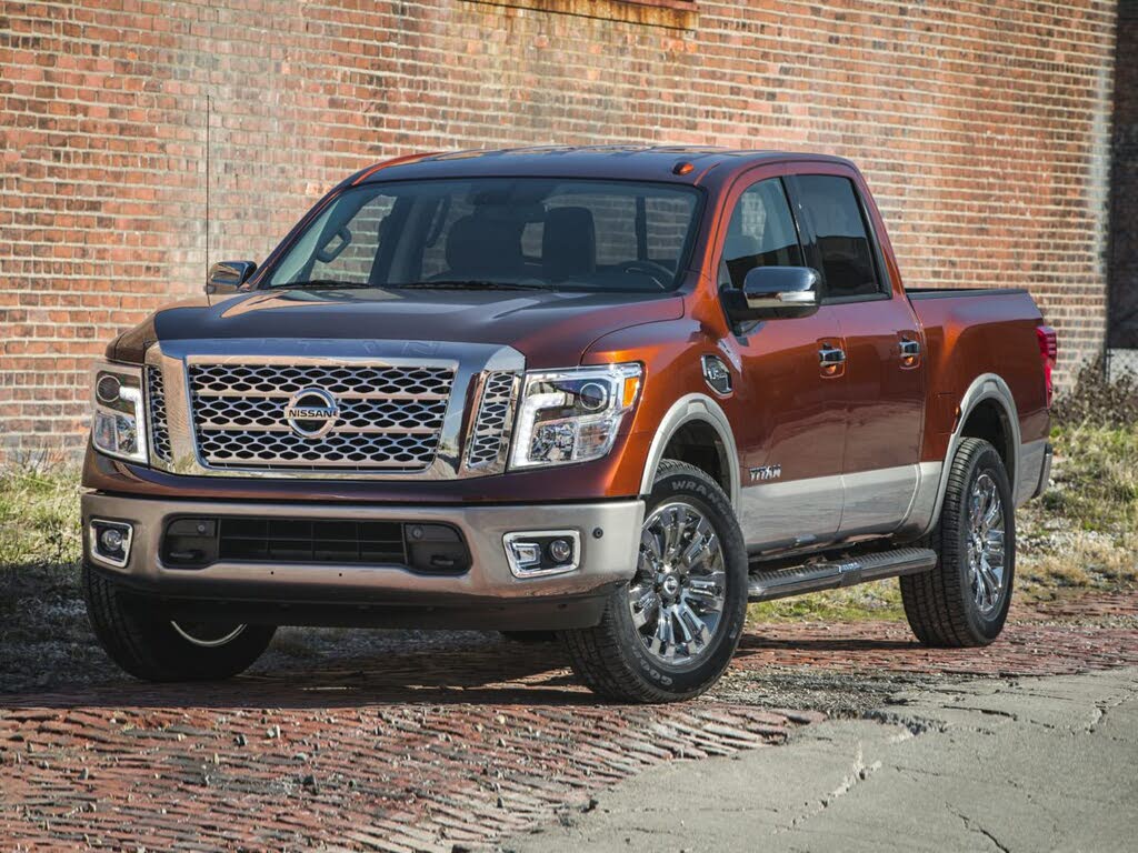 2018 Nissan Titan SV Crew Cab 4WD