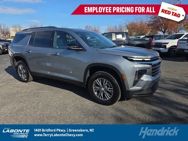 2025 Chevrolet Traverse LT FWD