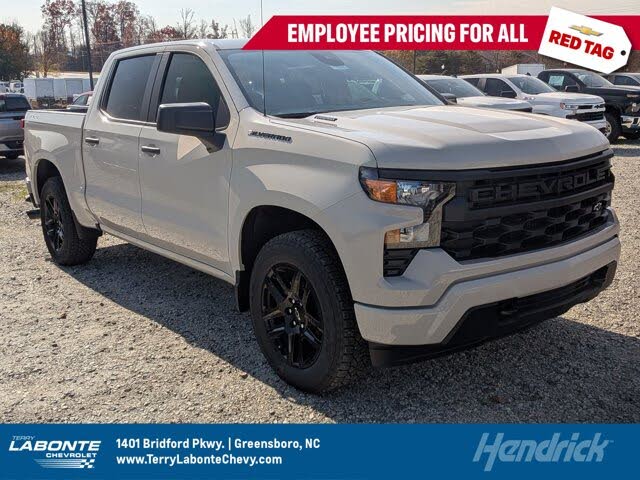 2026 Chevrolet Silverado 1500 Custom Crew Cab 4WD