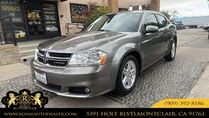 Dodge Avenger SXT FWD